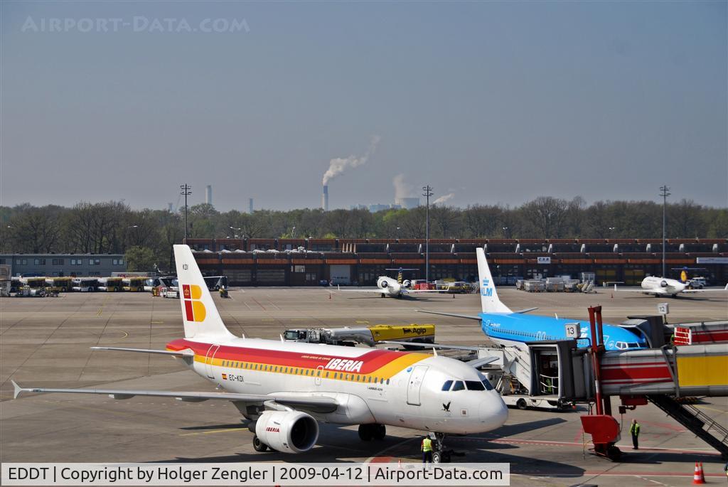 Tegel International Airport (closing in 2011), Berlin Germany (EDDT) - Bustle at the southern gates of TXL