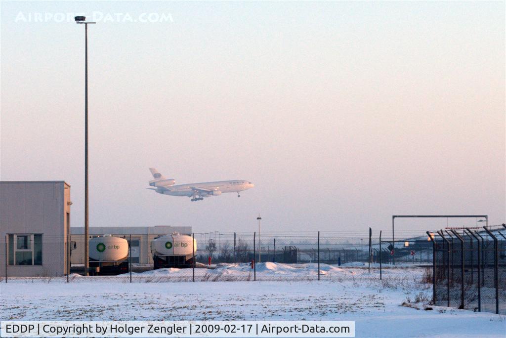 Leipzig/Halle Airport, Leipzig/Halle Germany (EDDP) - View on landing airplanes on rwy 26L