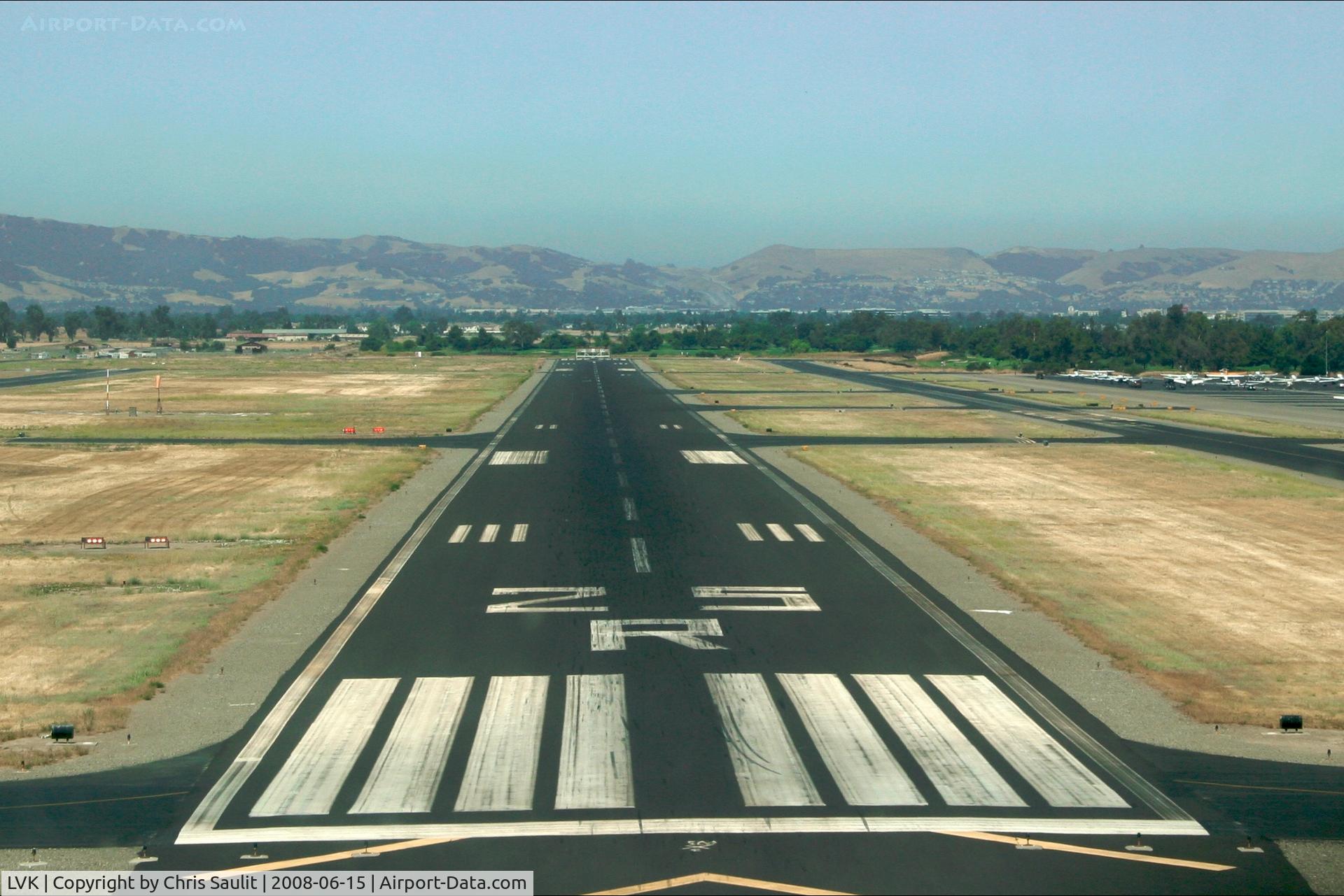 Livermore Municipal Airport (LVK) - Short final, runway 25R.