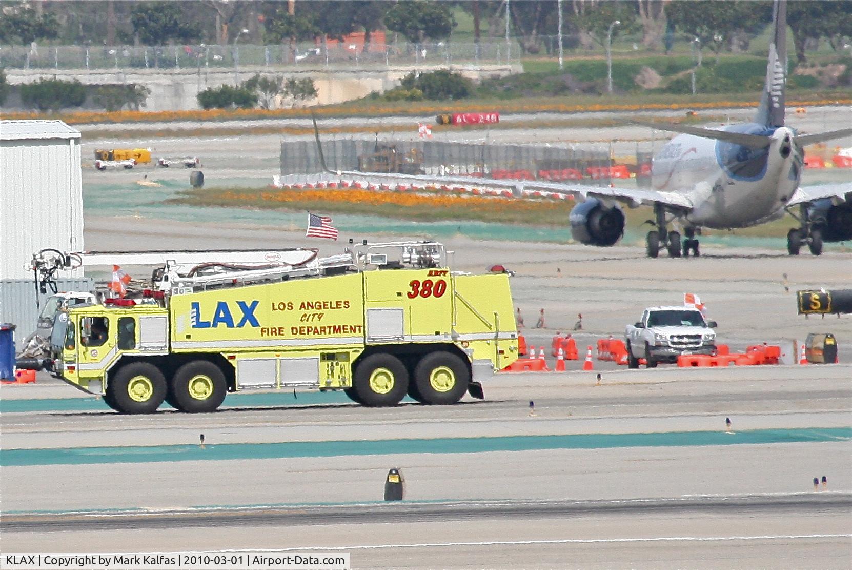 Los Angeles International Airport (LAX) - Los Angeles City Fire Engine 380, on taxiway Charlie KLAX.