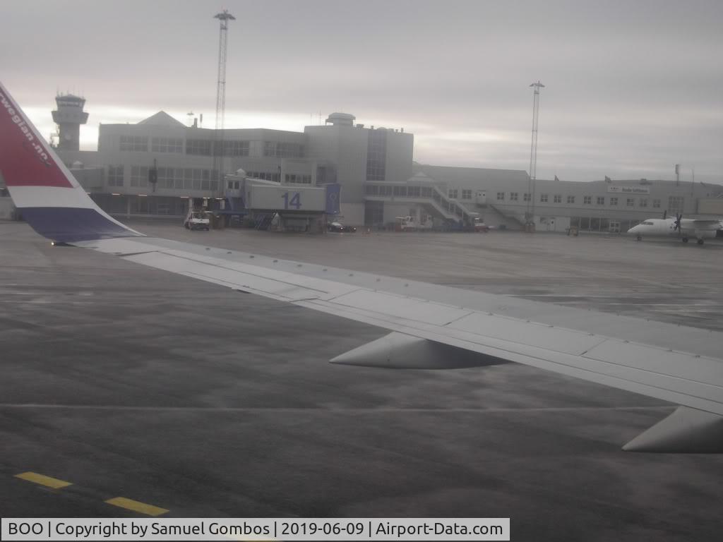 Bodø Airport, Bodø, Nordland Norway (BOO) - LN-NOO coming from Oslo-Gardermoen (OSL) has arrived Bodø (BOO)