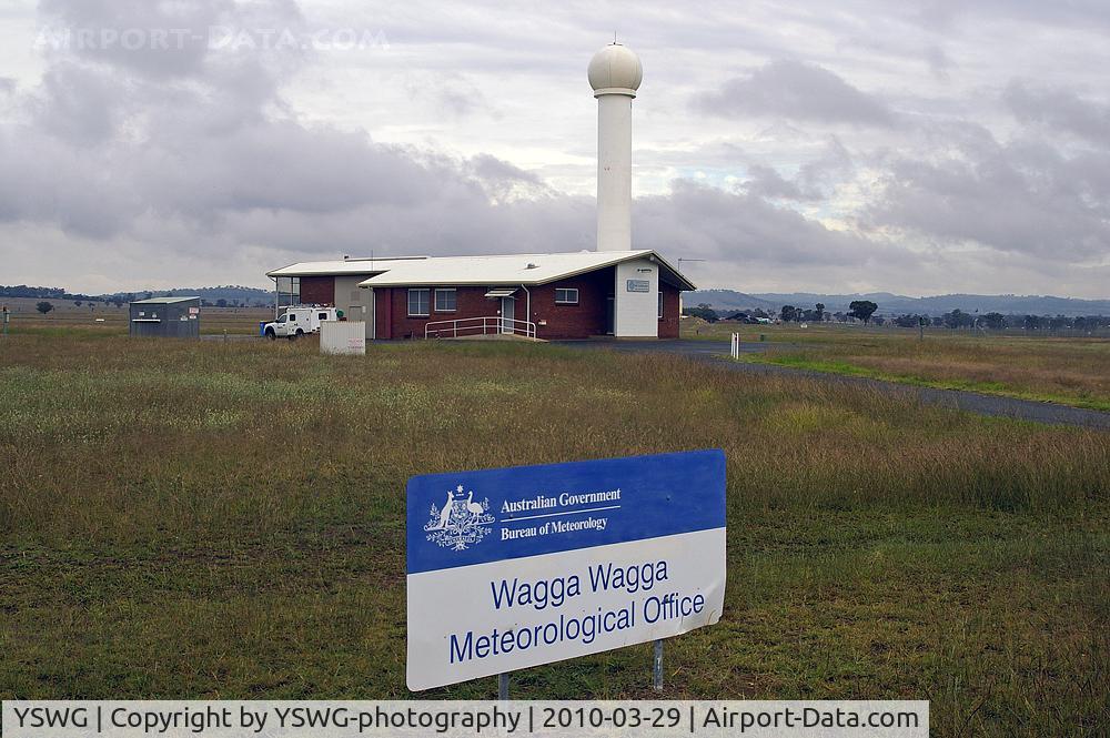Wagga Wagga Airport, Wagga Wagga, New South Wales Australia (YSWG) - Wagga Wagga Meteorological Office at YSWG.