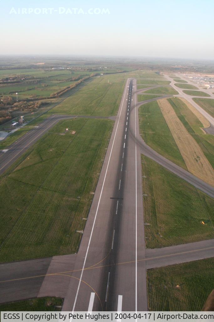 London Stansted Airport, London, England United Kingdom (EGSS) - Stansted, closed by volcanic ash, provides an opportunity for balloon flight