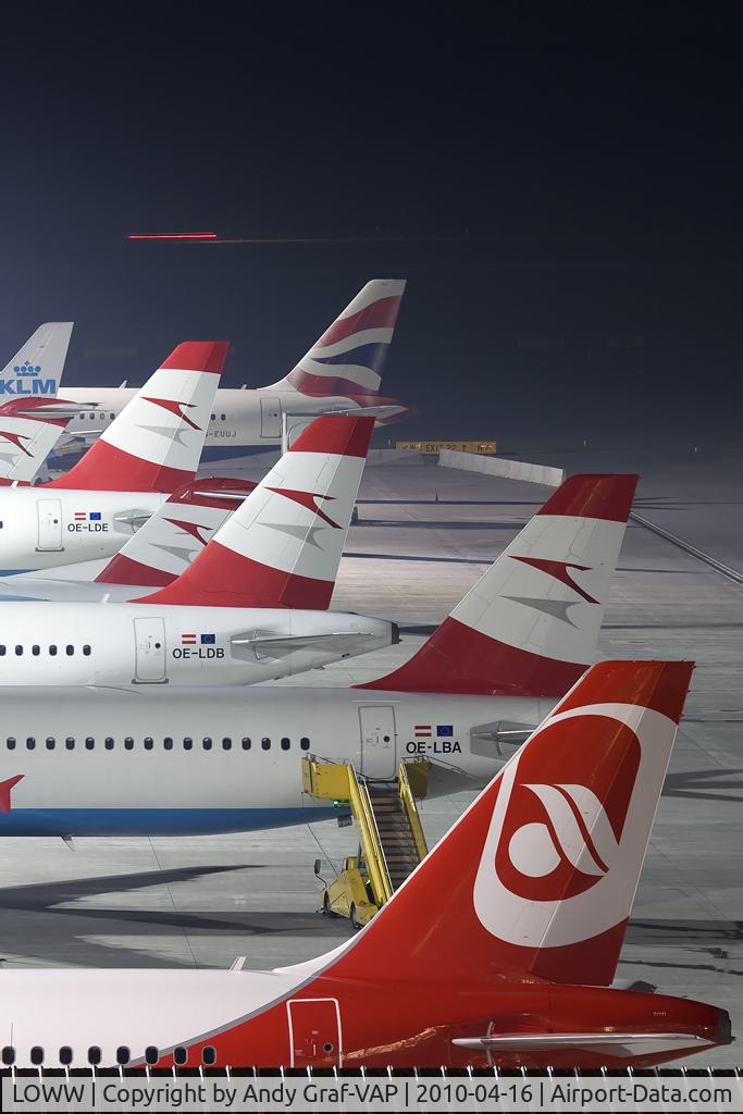 Vienna International Airport, Vienna Austria (LOWW) - Overview of the Hotel Positions at LOWW