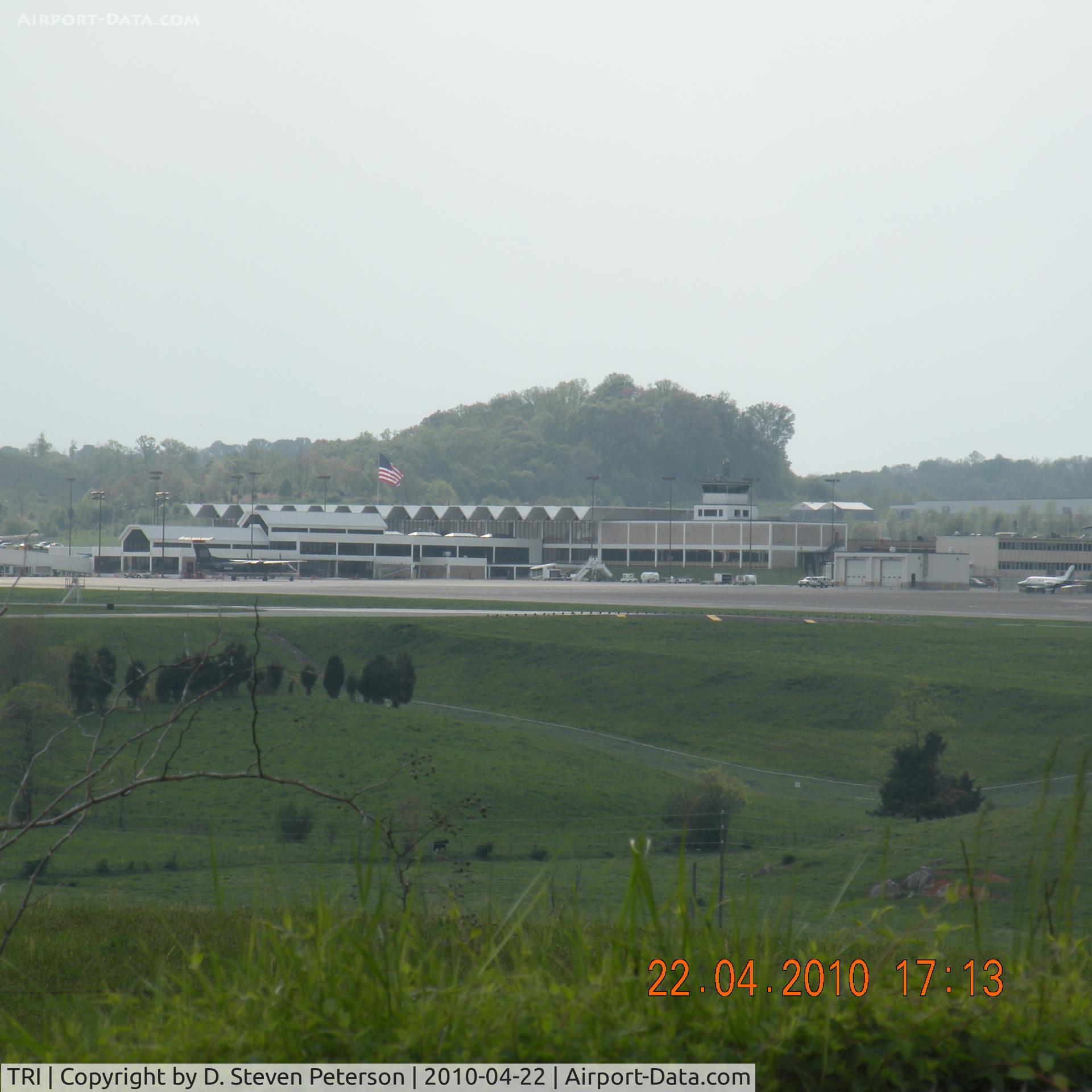 Tri-cities Regional Tn/va Airport (TRI) - Tri-Cities airport