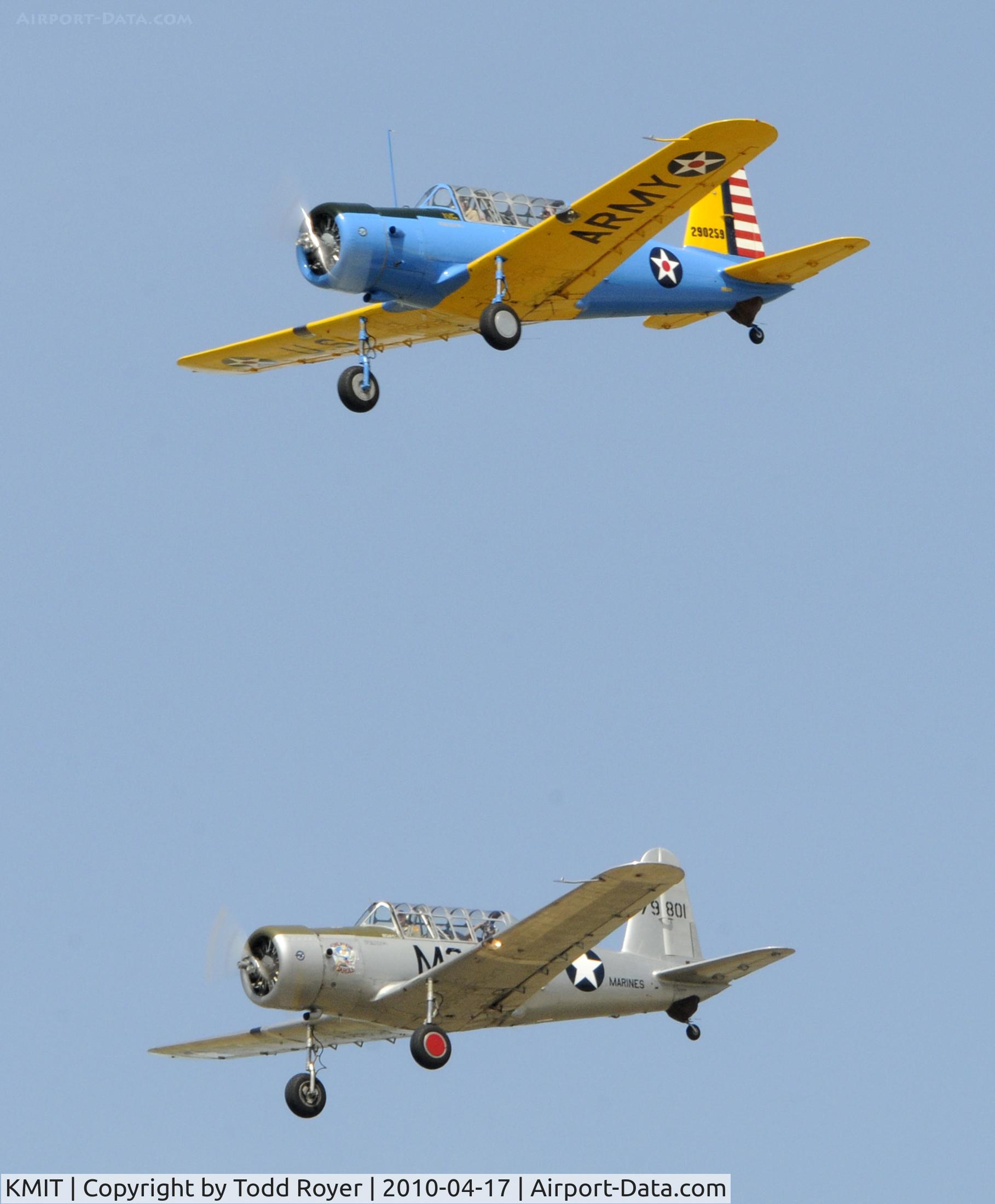 Shafter-minter Field Airport (MIT) - Minter Field fly in 2010