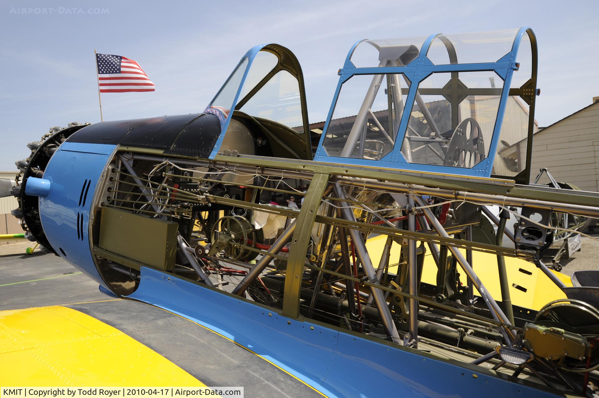 Shafter-minter Field Airport (MIT) - Minter Field fly in 2010