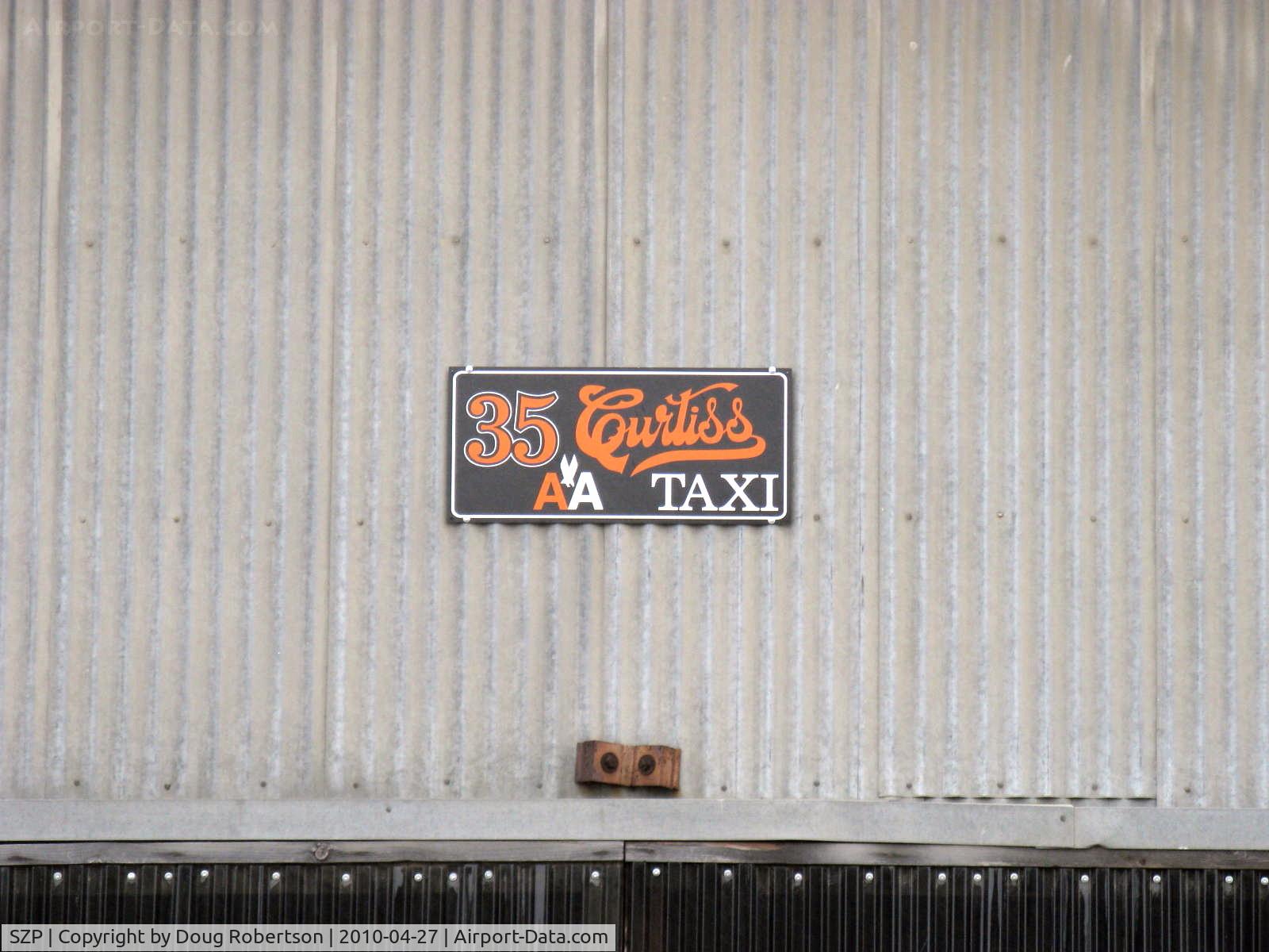 Santa Paula Airport (SZP) - 35 Curtiss Taxi Hangar