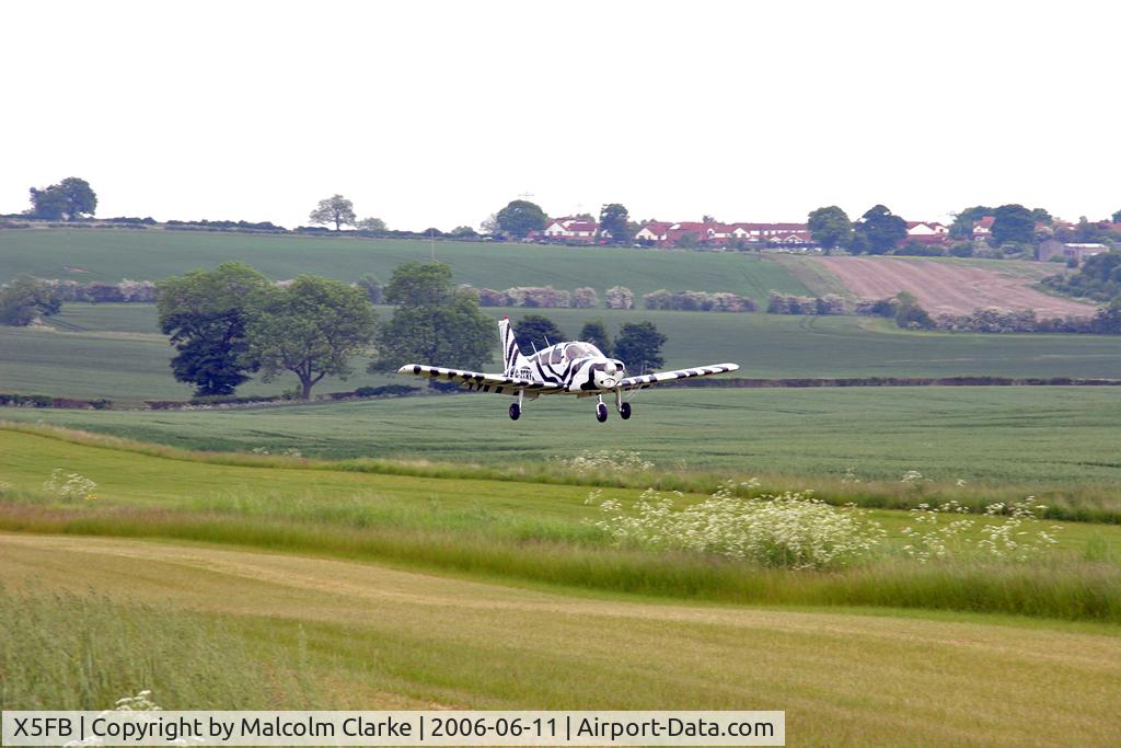X5FB Airport - Piper G-ZEBY about to put down on 06 at Fishburn Airfield, UK.