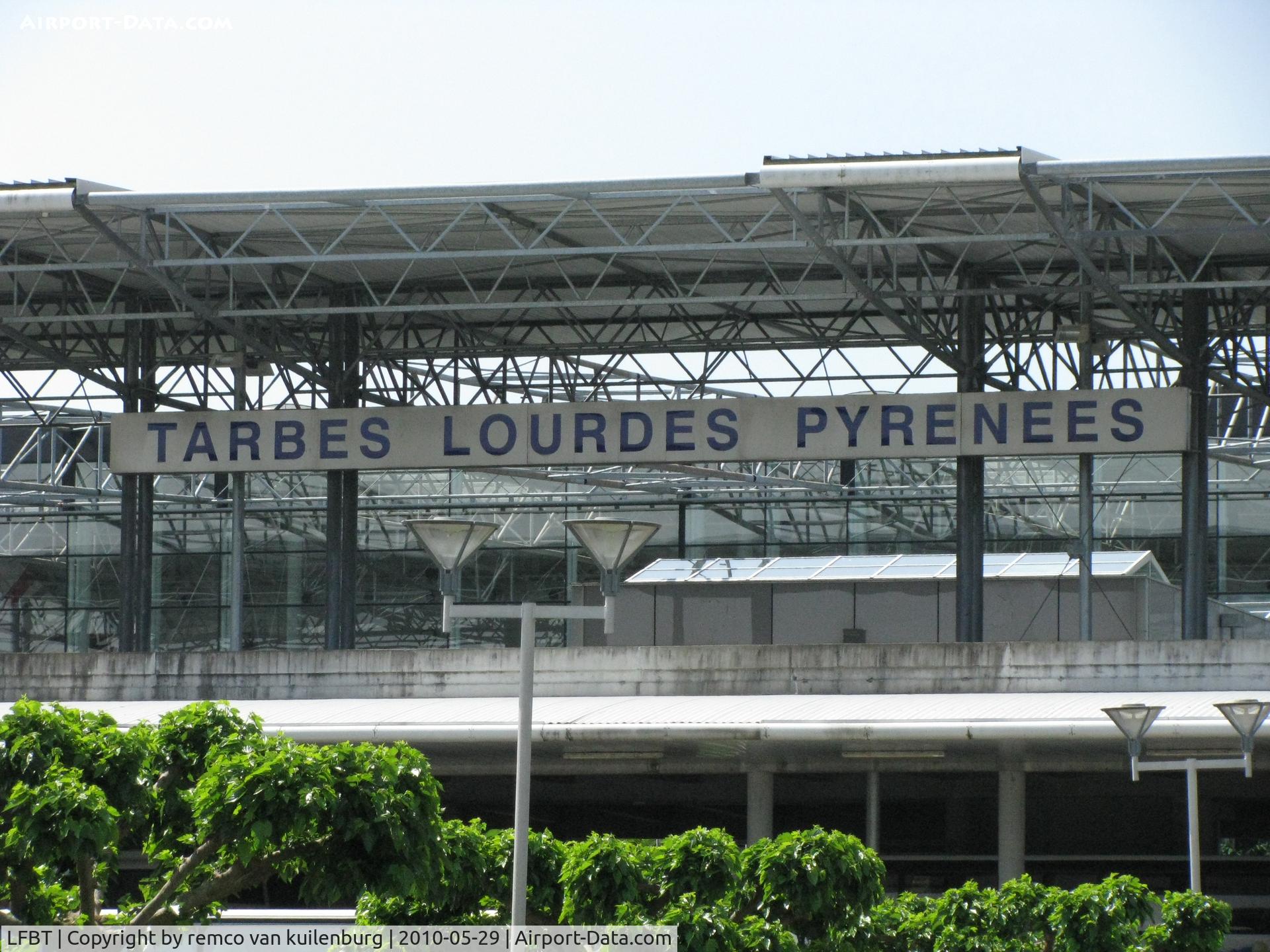 Tarbes Airport, Lourdes Pyrenees Airport France (LFBT) - passengers terminal