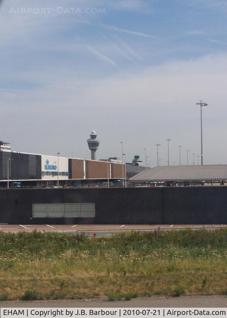 Amsterdam Schiphol Airport, Haarlemmermeer, near Amsterdam Netherlands (EHAM) - This place is very busy.  I really enjoyed this location.  It is Aircraft Spotter friendly.  This location has many places to view the tarmac.