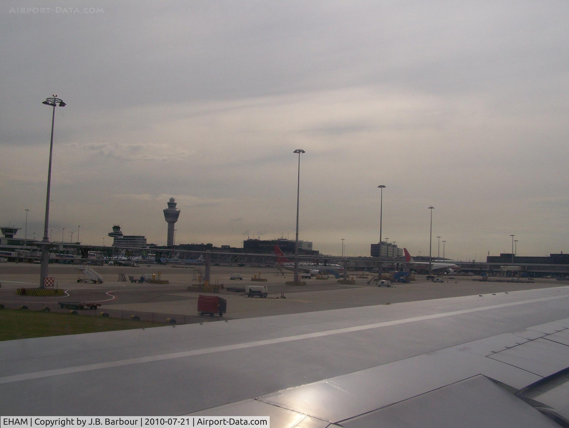 Amsterdam Schiphol Airport, Haarlemmermeer, near Amsterdam Netherlands (EHAM) - Wingshot from a B767.  