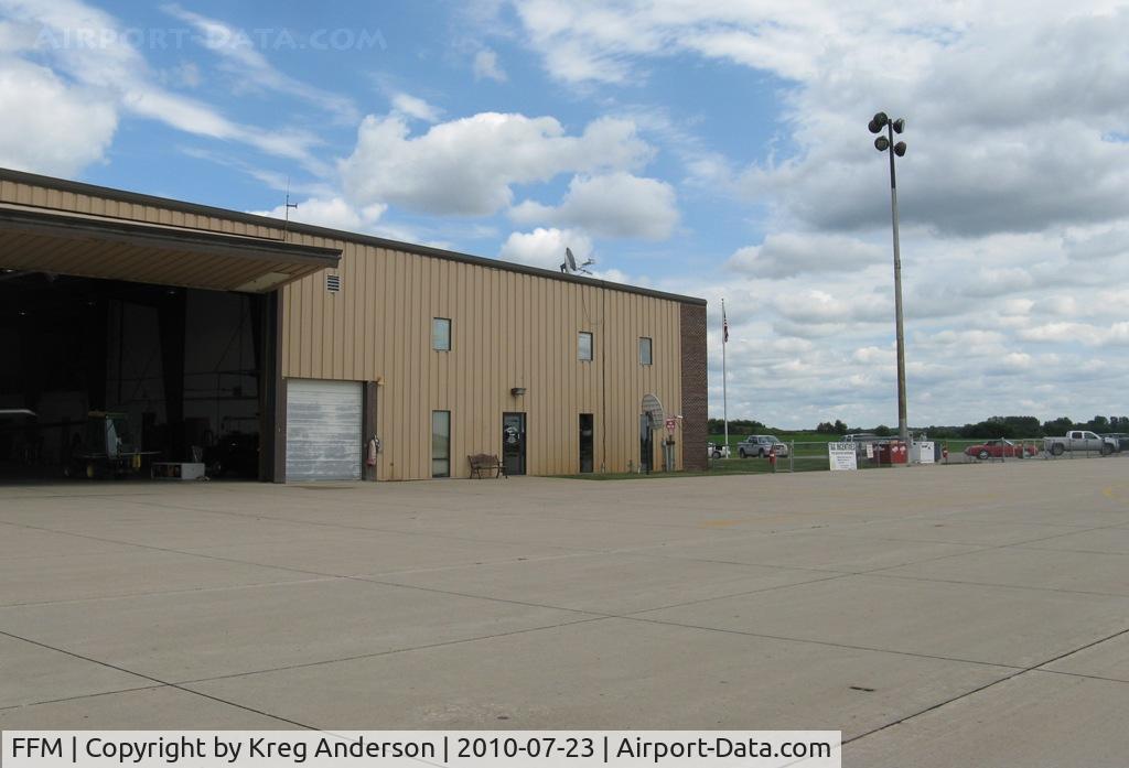 Fergus Falls Muni-einar Mickelson Fld Airport (FFM) - Fergus Falls Flight Service at Fergus Falls Municipal Airport.
