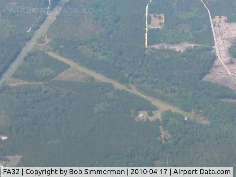 Circle P Airport (FA32) - Looking west