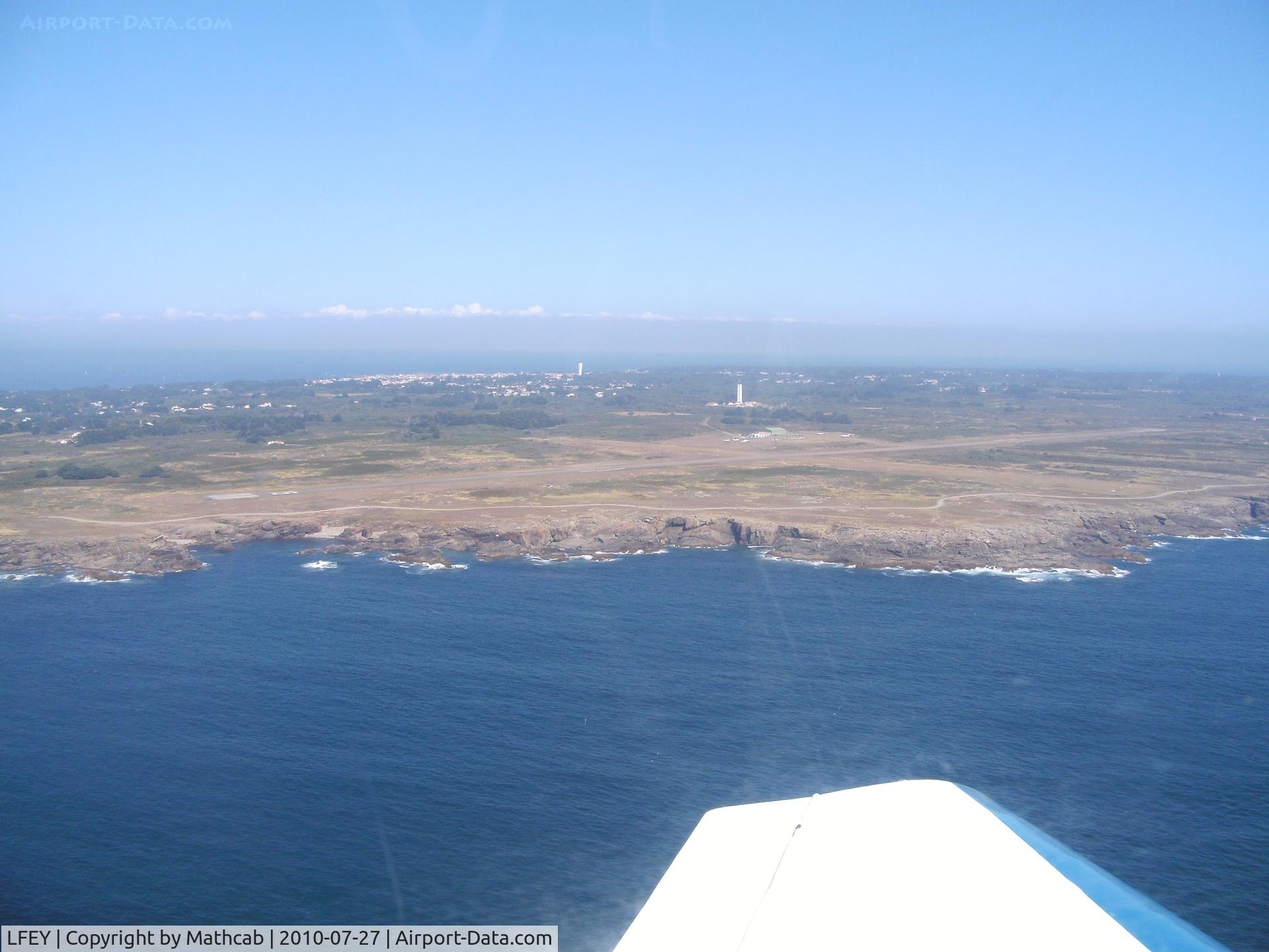 Île d'Yeu Airport, Île d'Yeu France (LFEY) - small airport in Vendée (France).