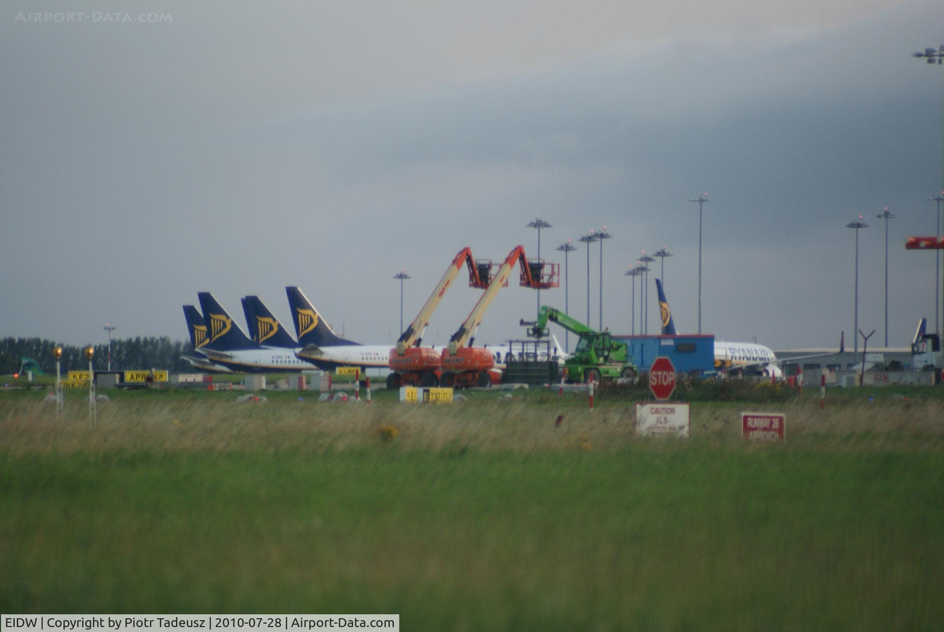 Dublin International Airport, Dublin Ireland (EIDW) - dublin