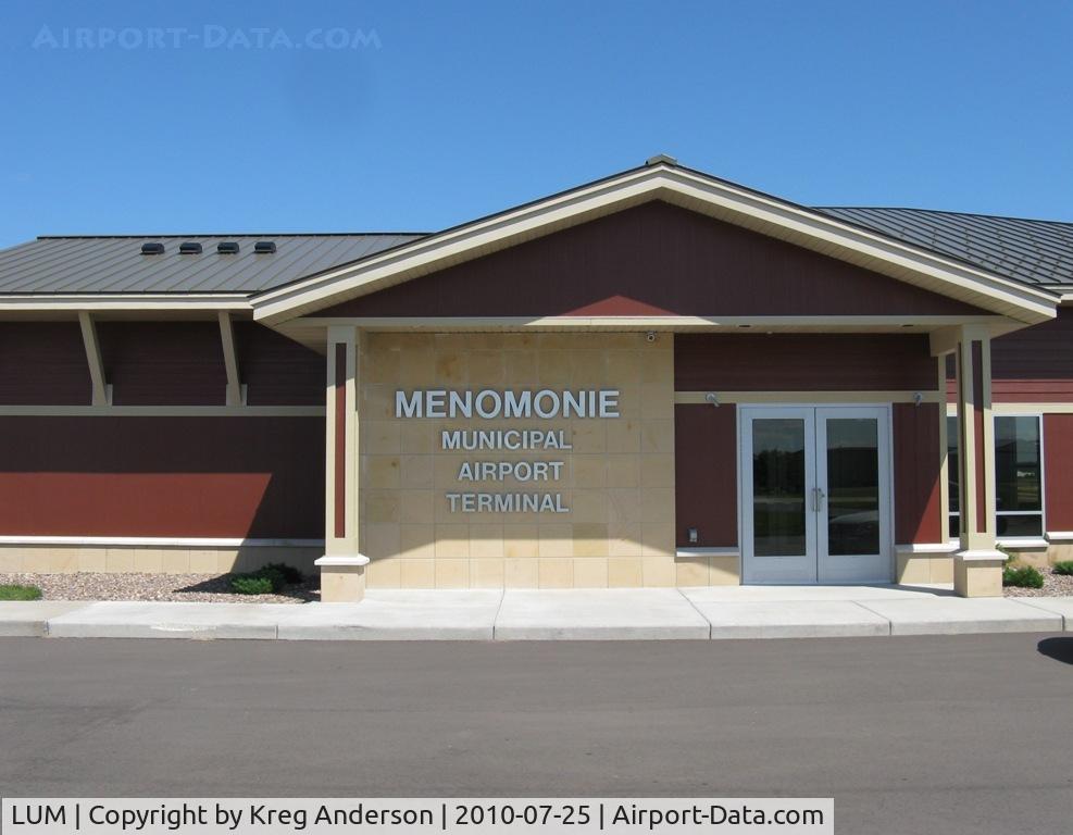 Menomonie Muni-score Field Airport (LUM) - The Arrivals/Departures building in Menomonie, WI.