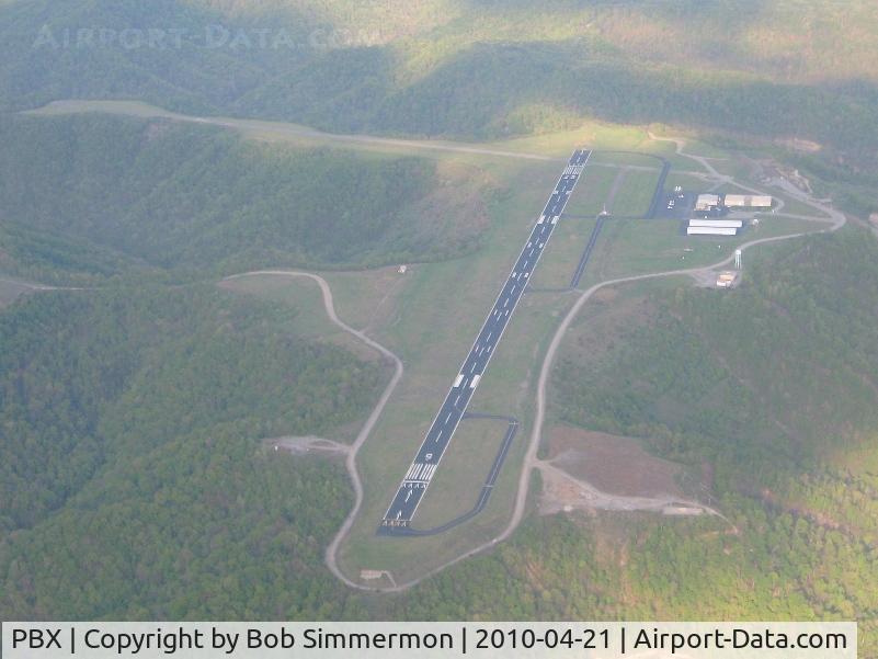 Pike County-hatcher Field Airport (PBX) - Looking east