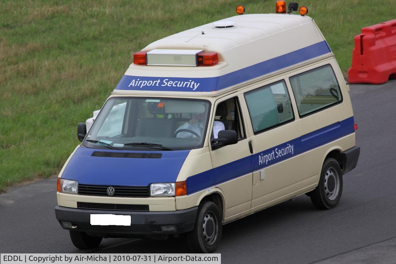 Düsseldorf International Airport, Düsseldorf Germany (EDDL) - Airport Security