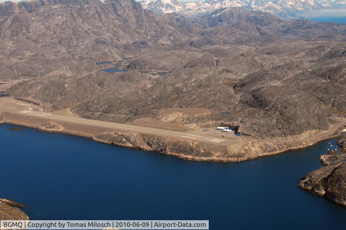 Maniitsoq Airport, Maniitsoq (Sukkertoppen) Greenland (BGMQ) -  