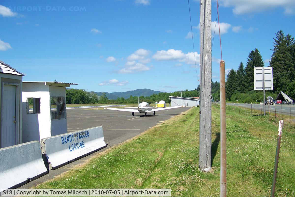 Forks Airport (S18) -  