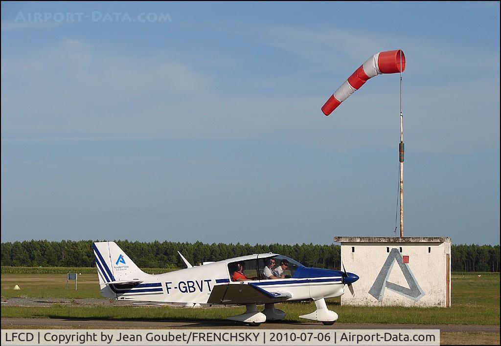 Andernos-les-Bains Airport, Andernos-les-Bains France (LFCD) - DR400