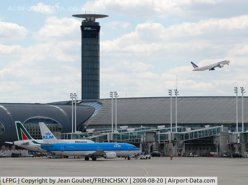 Paris Charles de Gaulle Airport (Roissy Airport), Paris France (LFPG) - CDG tower
