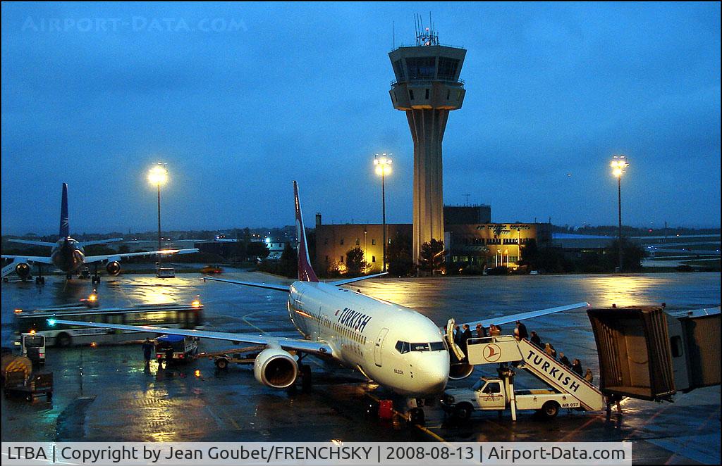 Istanbul Atatürk International Airport, Istanbul Turkey (LTBA) - by night