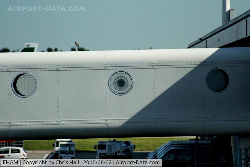 Amsterdam Schiphol Airport, Haarlemmermeer, near Amsterdam Netherlands (EHAM) - Air bridges at Amsterdam Schiphol Airport