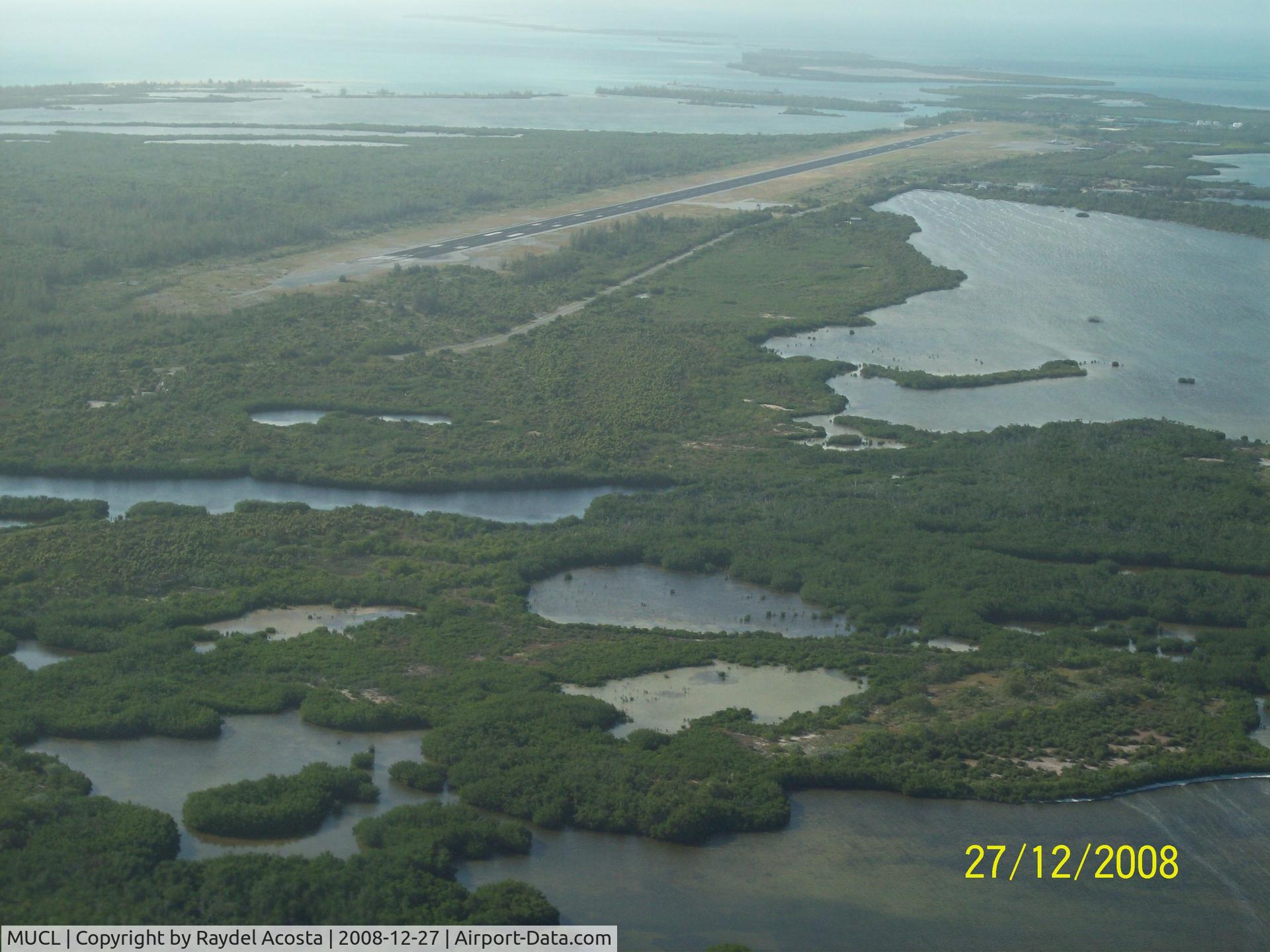 Vilo Acuña Airport, Cayo Largo del Sur Cuba (MUCL) - Aerial view MUCL