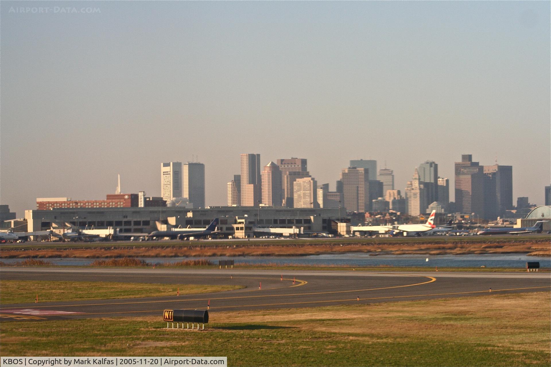 General Edward Lawrence Logan International Airport (BOS) - Logan and Boston as seen on the turn from N to 22R KBOS.