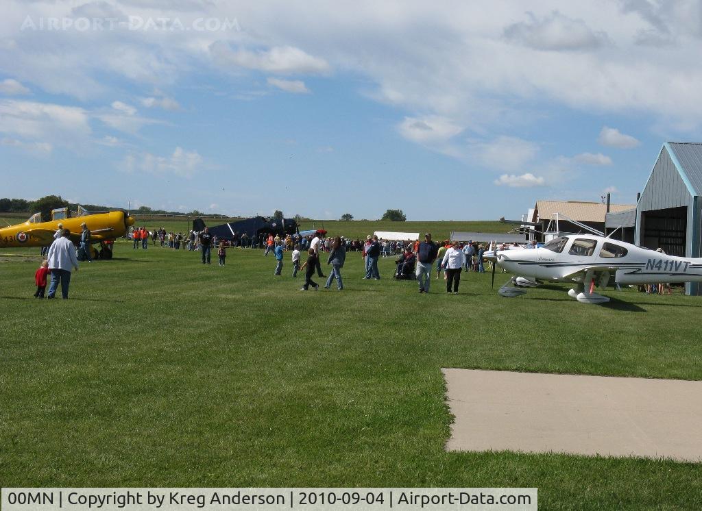 Battle Lake Municipal Airport (00MN) - The ramp at the 4th annual Gerry Beck Memorial Fly-in.