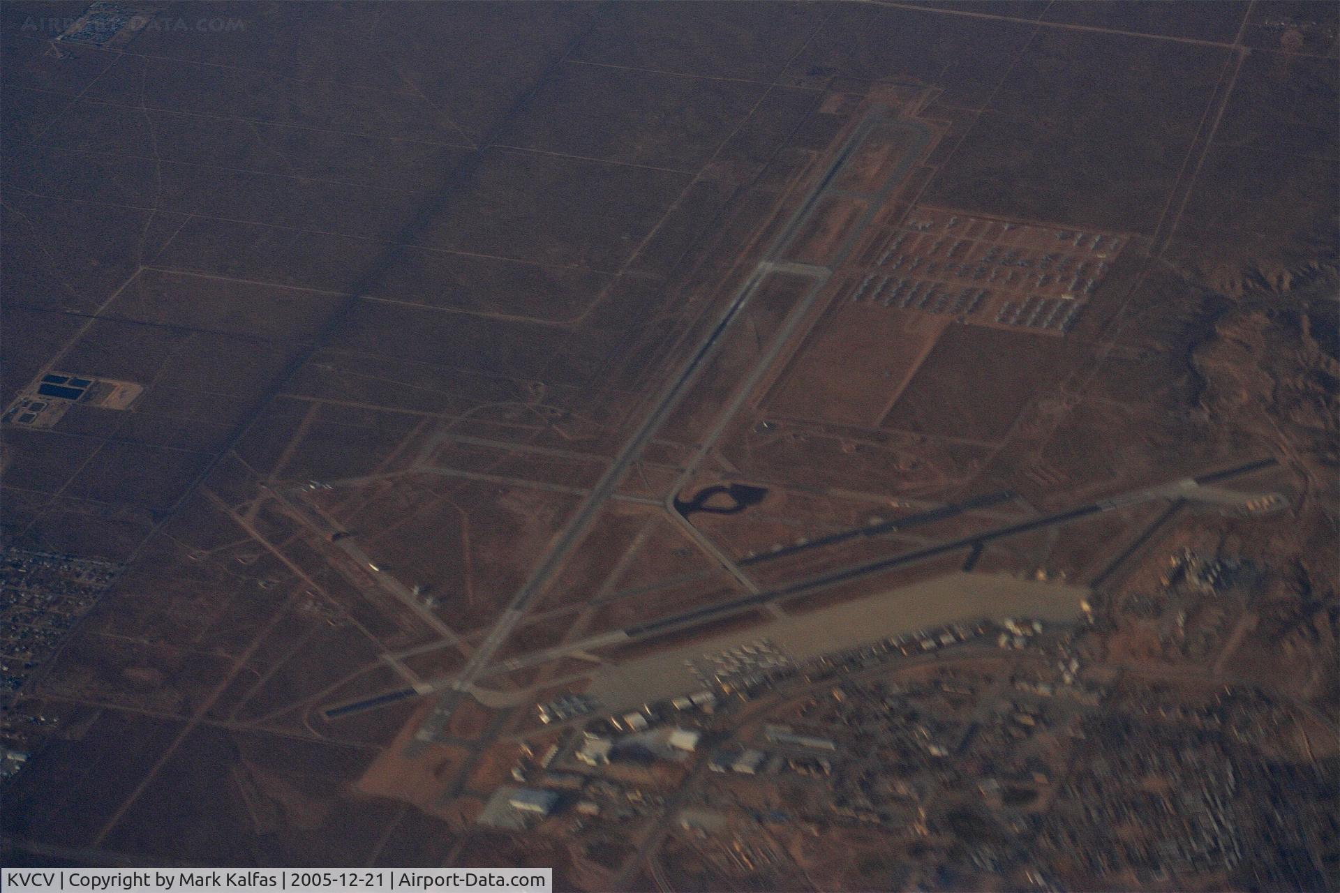 Southern California Logistics Airport (VCV) - Southern California Logistics Airport, Victorville as seen climbing through FL 260 en-route to KORD.