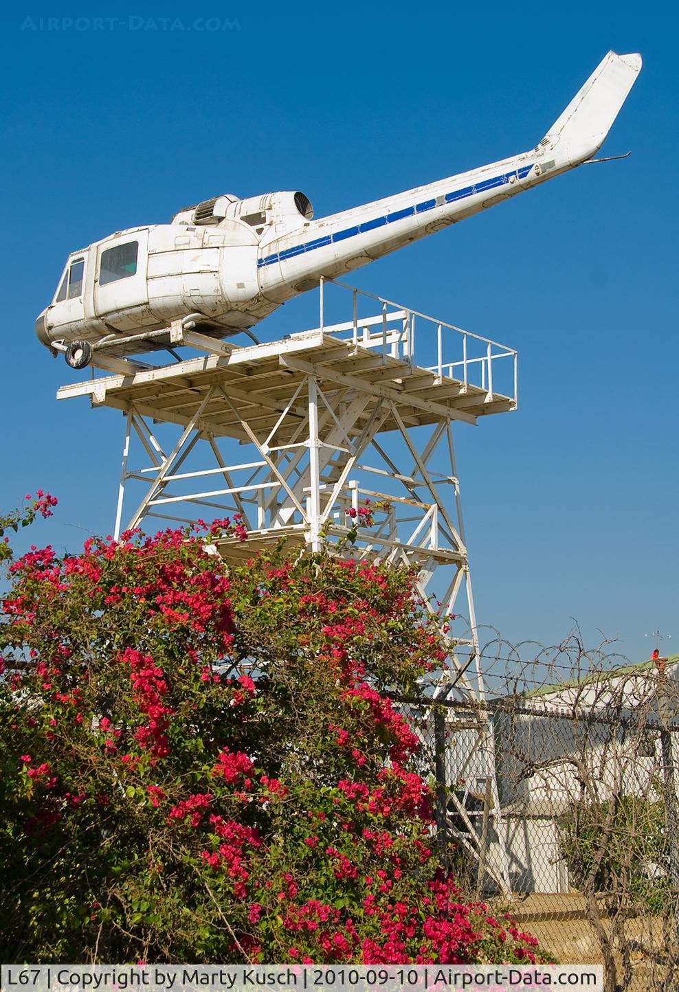 Rialto Municipal /miro Fld/ Airport (L67) - SBSO training tower.