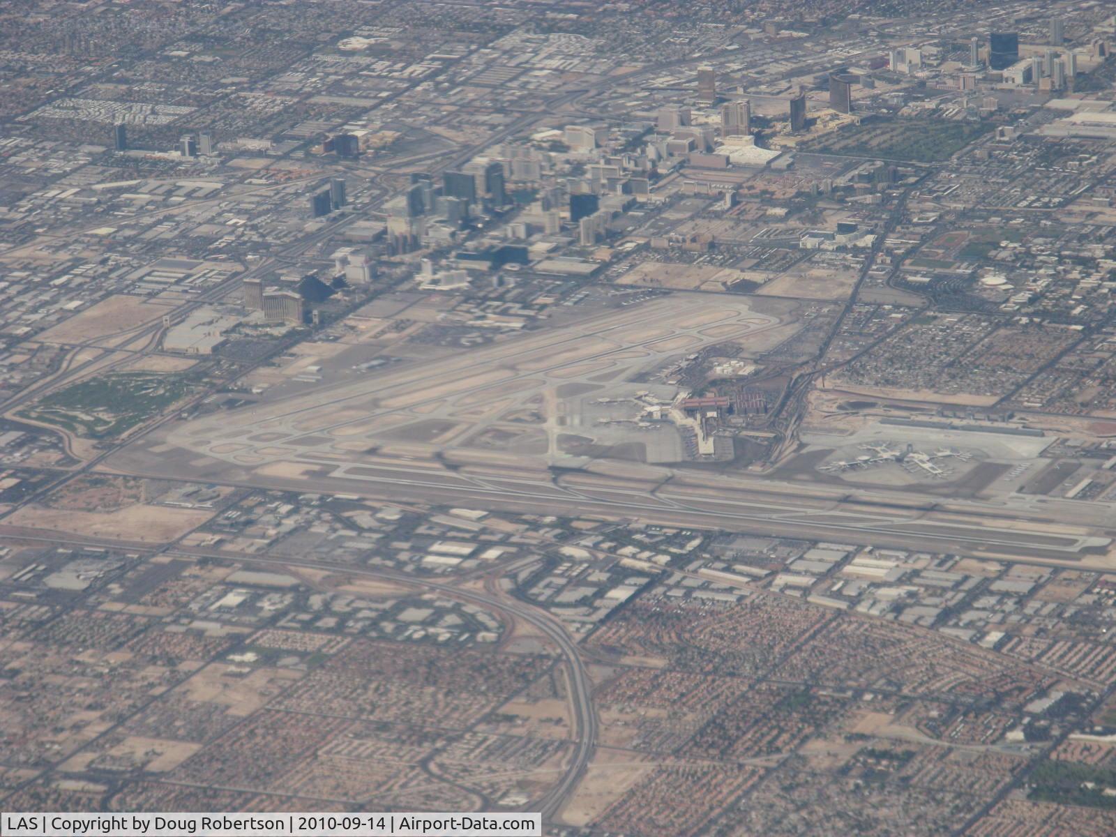 Mc Carran International Airport (LAS) - McCarran Int'l Airport Las Vegas and the Strip, from N585NW