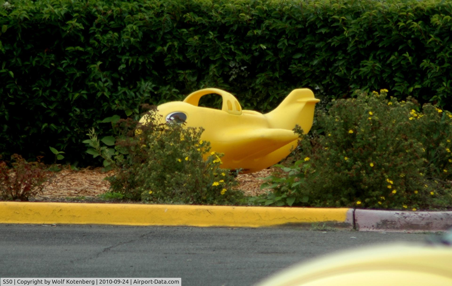 Auburn Municipal Airport (S50) - new park display, very fitting and Cub Yellow