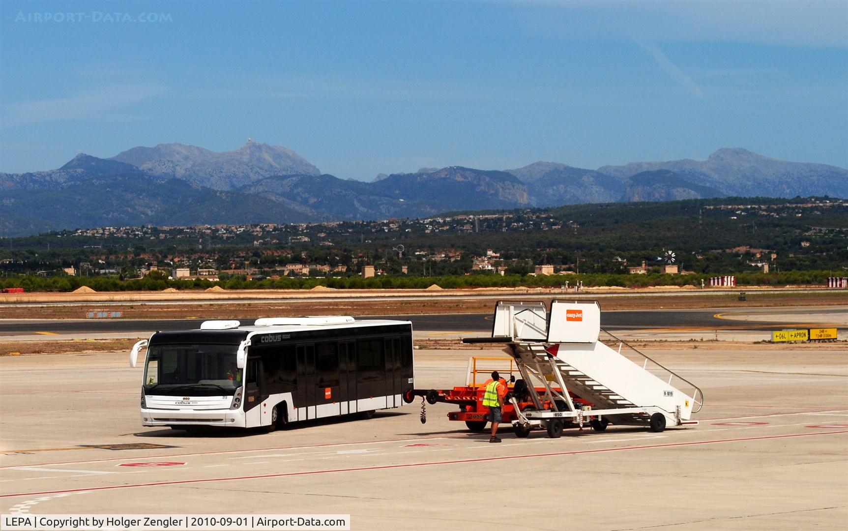 Palma de Mallorca Airport (or Son Sant Joan Airport), Palma de Mallorca Spain (LEPA) - Waiting for a task at D-ABBC just arriving from LEJ.