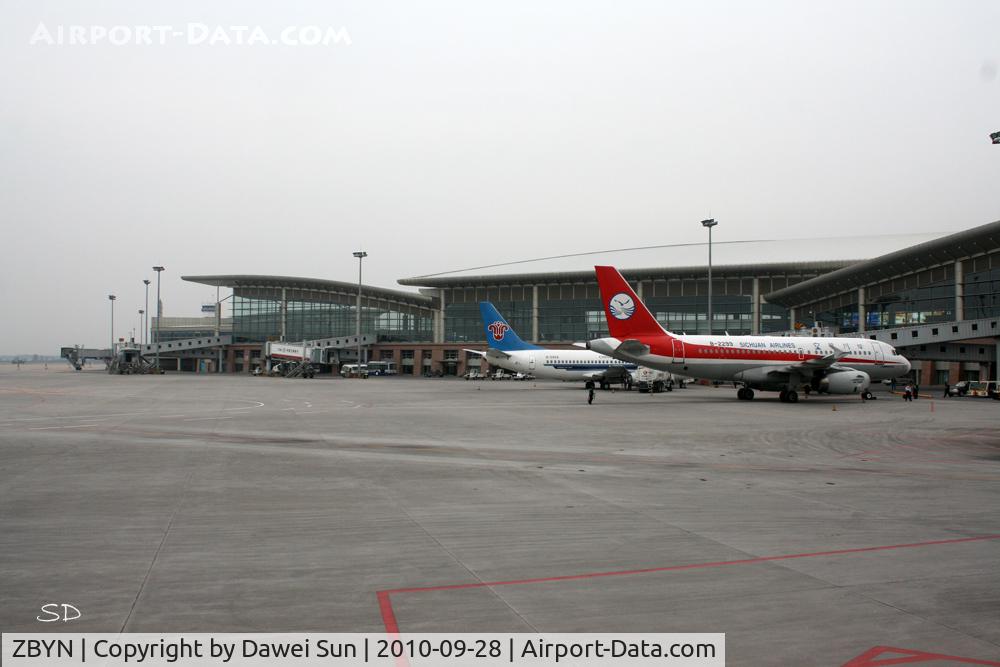 Taiyuan Wusu Airport, Taiyuan, Shanxi China (ZBYN) - taiyuan