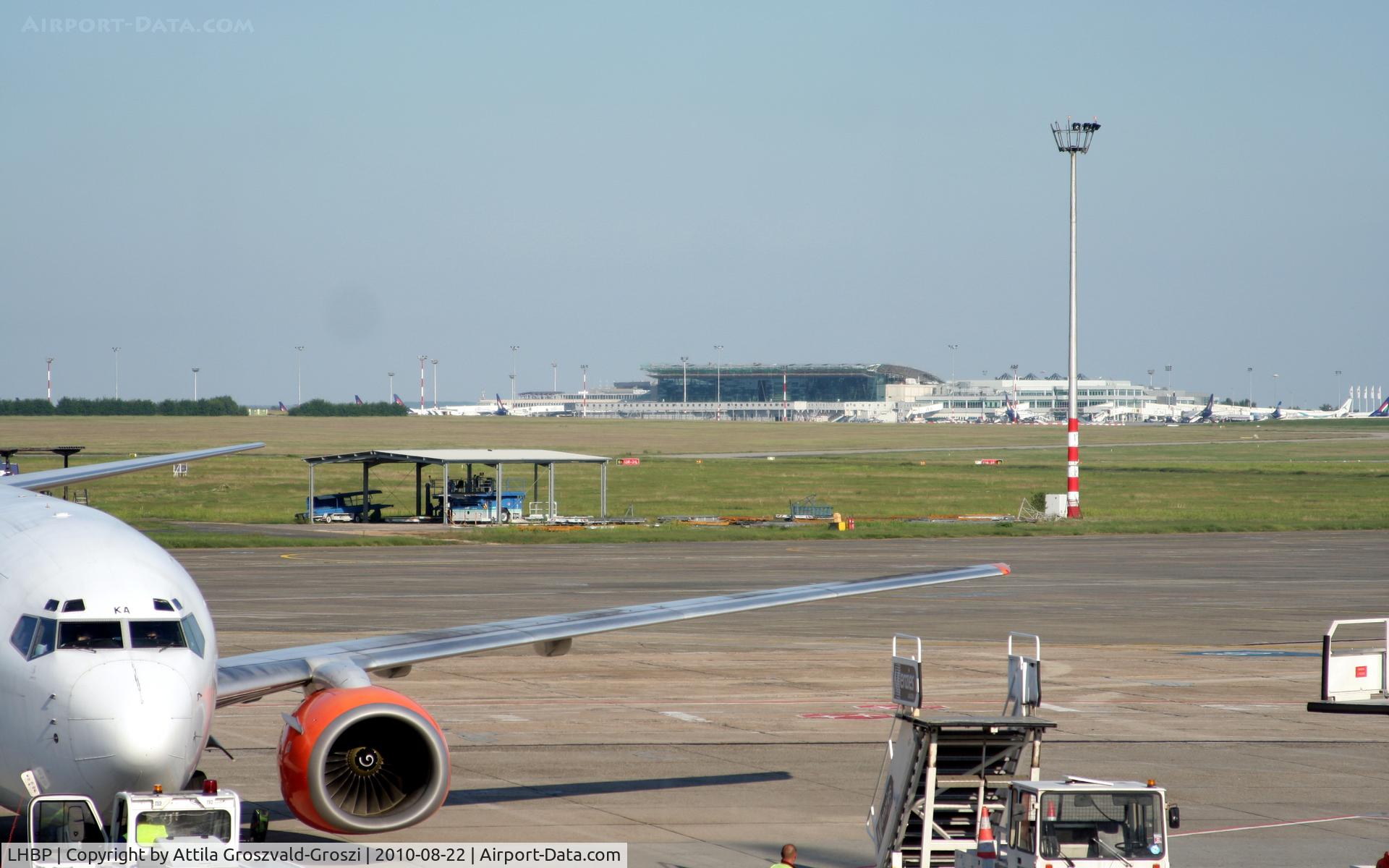 Budapest Ferihegy International Airport, Budapest Hungary (LHBP) - Hungarian International Airport Budapest, Terminal Ferihegy-I. View onto the two terminal.