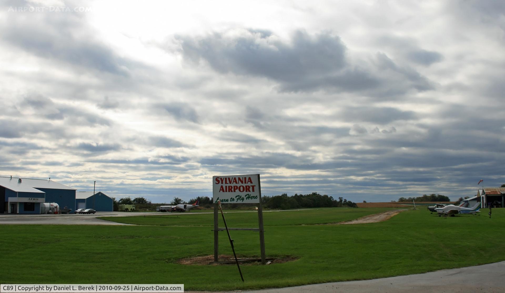 Sylvania Airport (C89) - Though it's surrounded by larger airports, Silvania offers flying lessons and skydiving. 