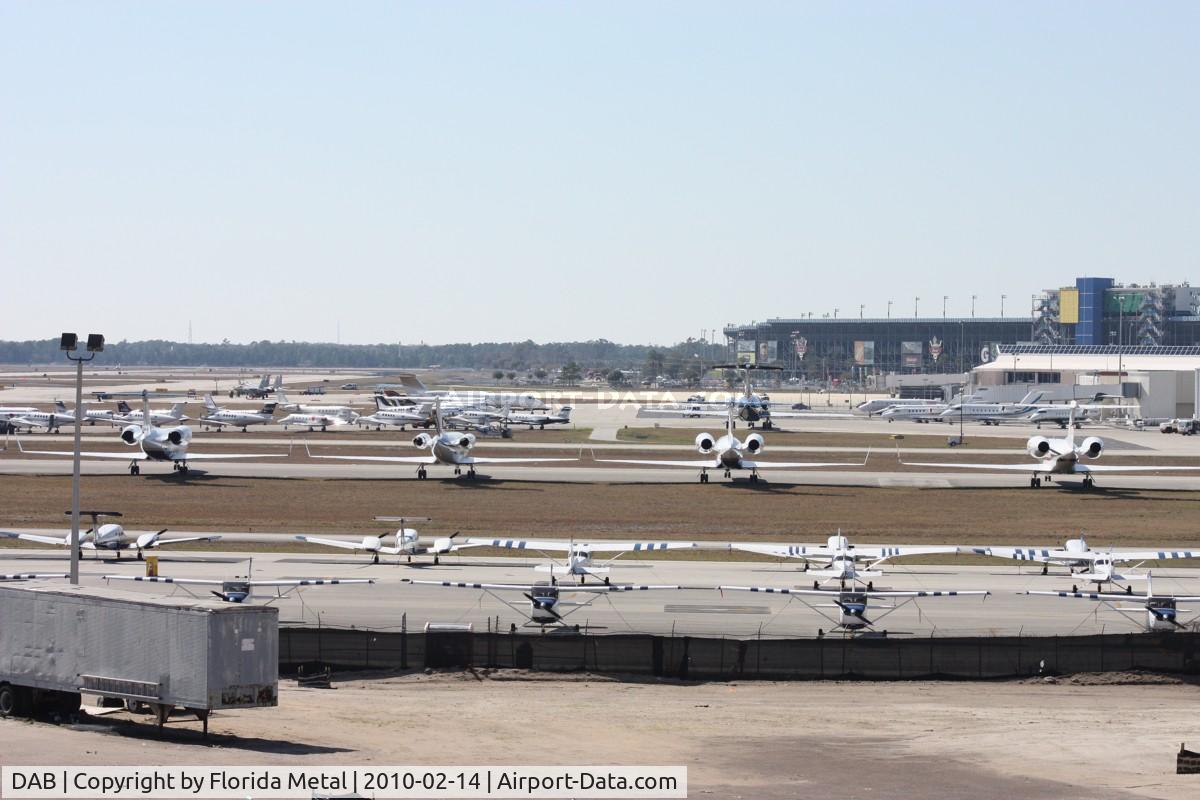 Daytona Beach International Airport (DAB) - Daytona 500 parking