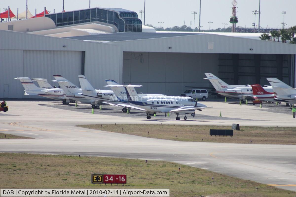 Daytona Beach International Airport (DAB) - Daytona 500 parking