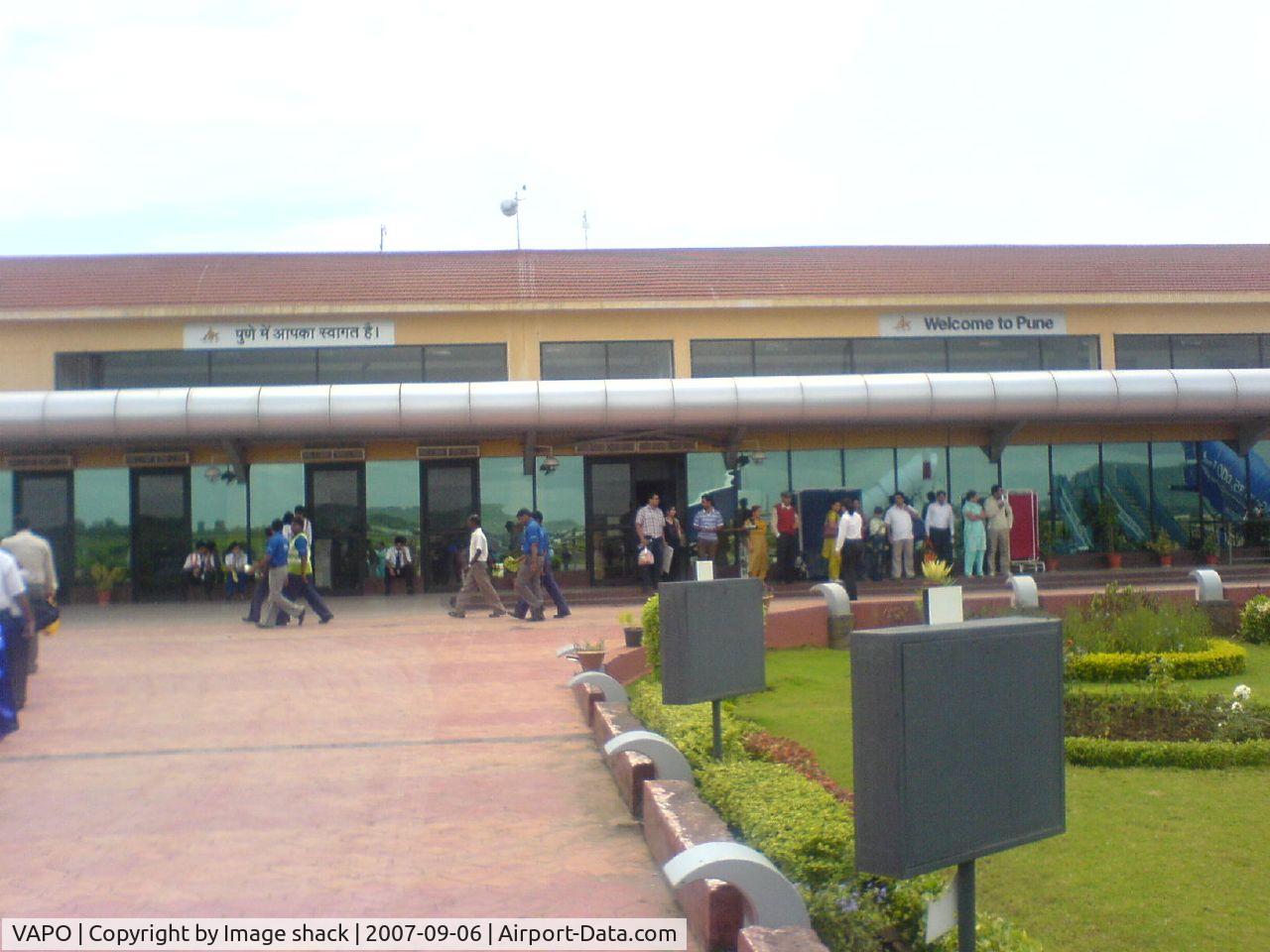 Pune Airport / Lohegaon Air Force Base, Pune (Poona) India (VAPO) - Pune airport 