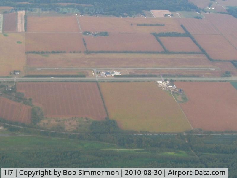 Clinton Airport (1I7) - Looking west