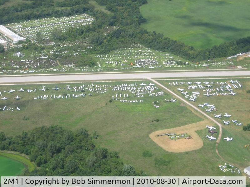 Harry S Truman Regional Airport (2M1) - Aircraft being parted out at White Industries.