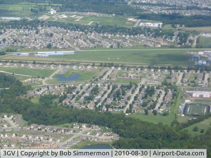 East Kansas City Airport (3GV) - Looking north