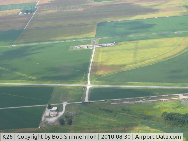 Carrollton Memorial Airport (K26) - Looking west