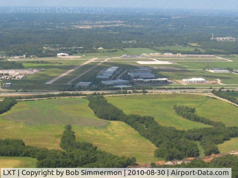 Lee's Summit Municipal Airport (LXT) - Looking west