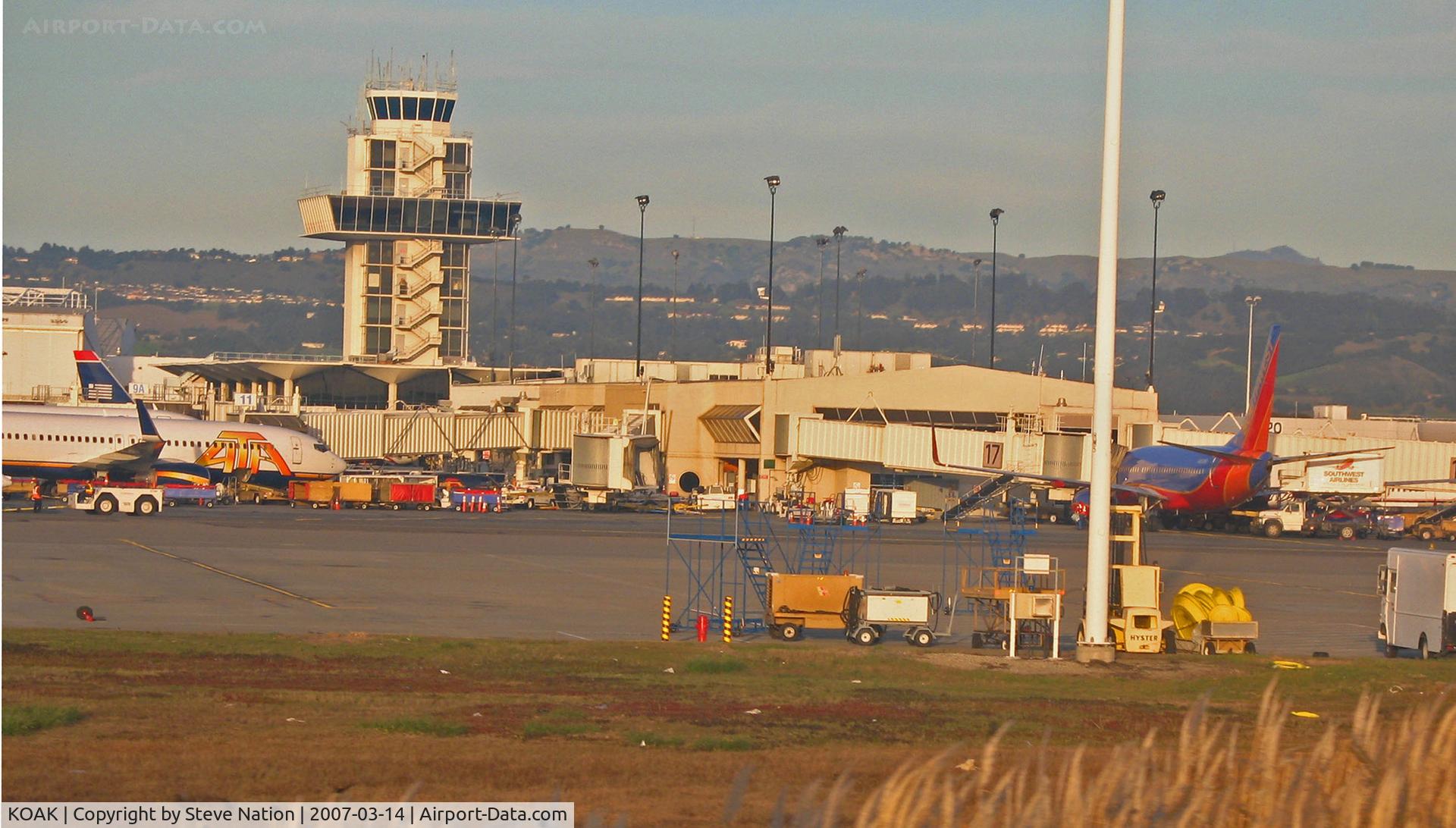 Metropolitan Oakland International Airport (OAK) - Terminal 1 from arriving Southwest 737