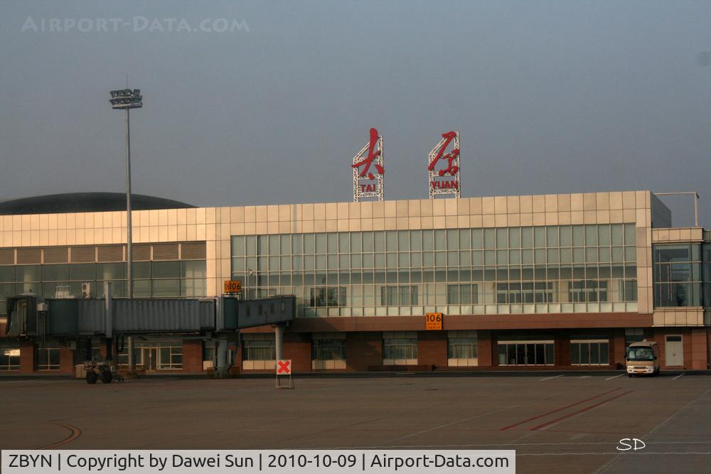 Taiyuan Wusu Airport, Taiyuan, Shanxi China (ZBYN) - taiyuan